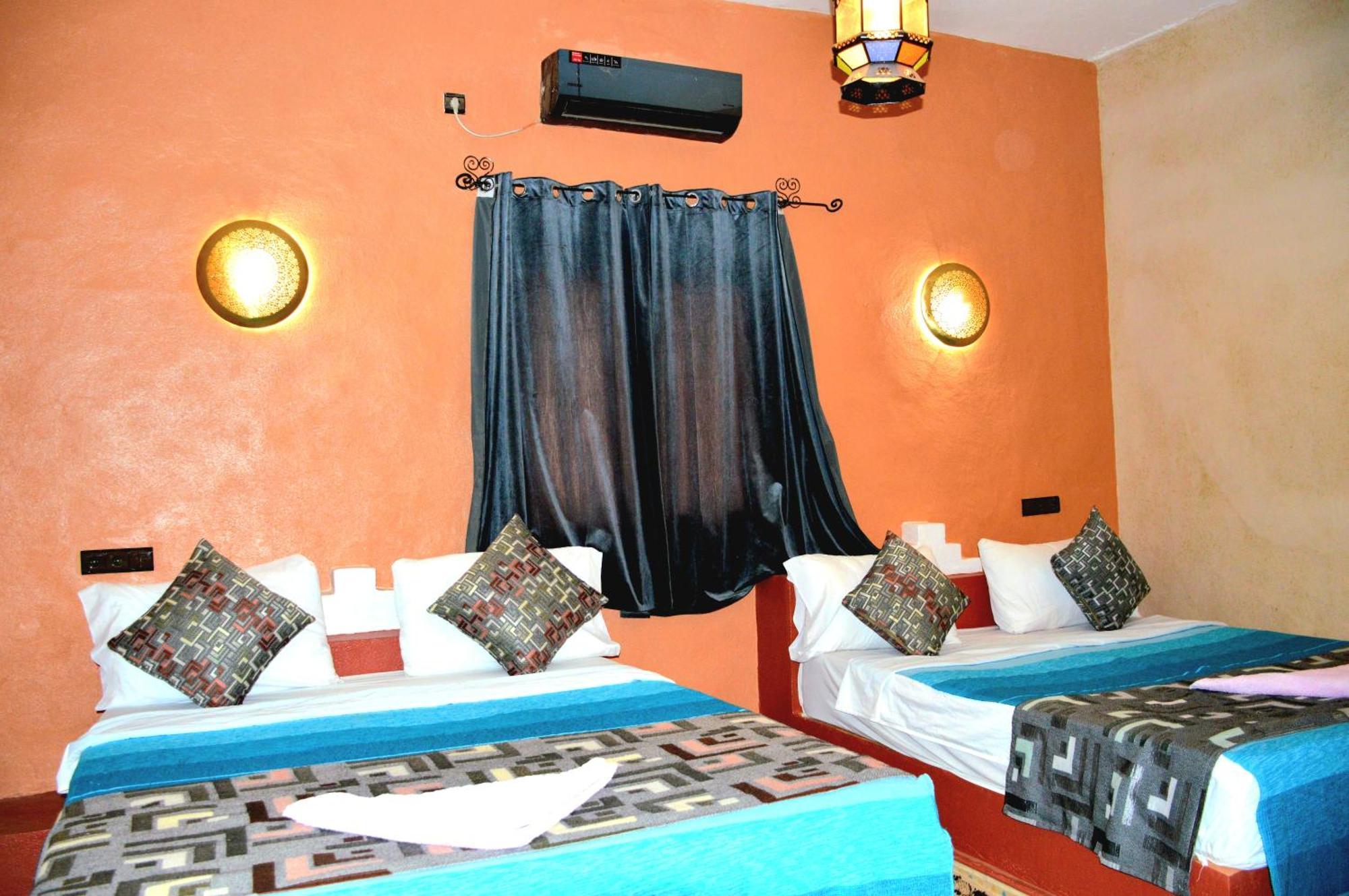 Kasbah Du Berger & Piscine Hotel Merzouga Exterior photo